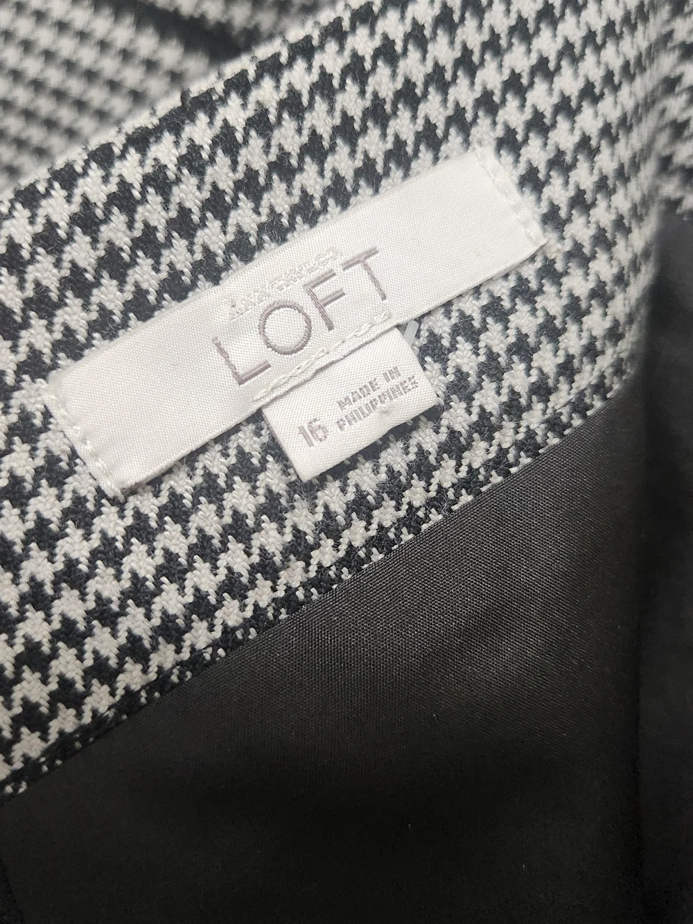 LOFT Mini Skirt in Black & White Houndstooth